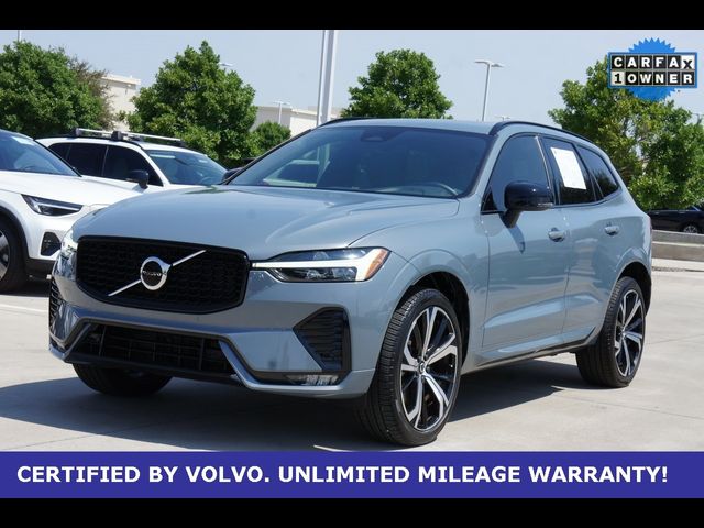 2022 Volvo XC60 R-Design