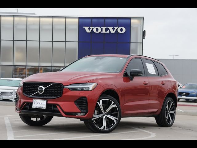 2022 Volvo XC60 R-Design