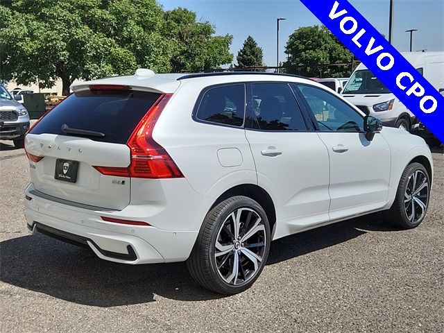 2022 Volvo XC60 R-Design