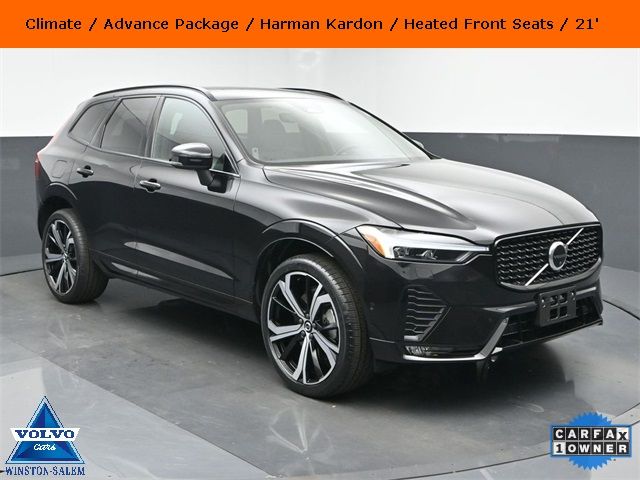 2022 Volvo XC60 R-Design