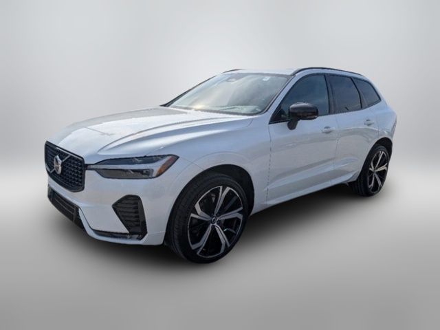 2022 Volvo XC60 R-Design