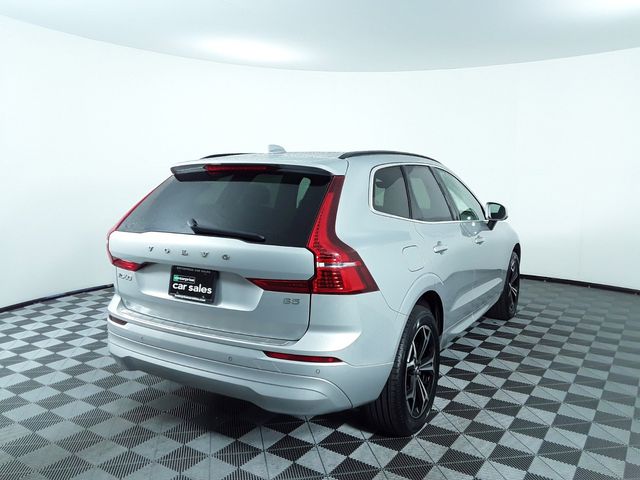 2022 Volvo XC60 Momentum