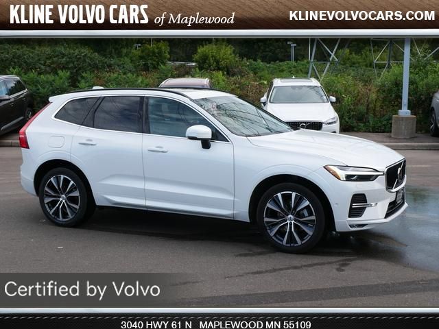 2022 Volvo XC60 Momentum