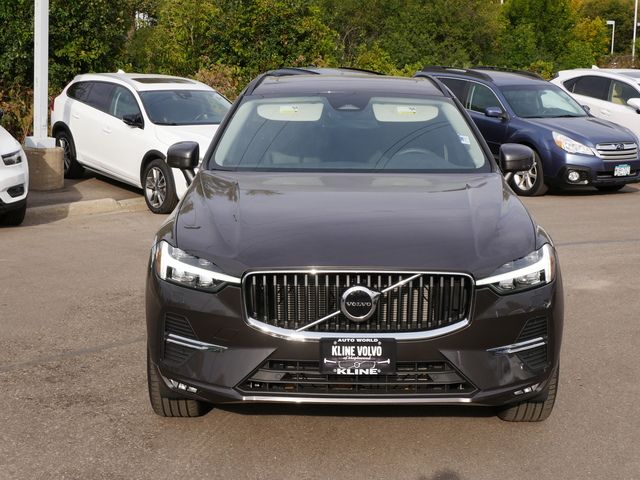 2022 Volvo XC60 Momentum