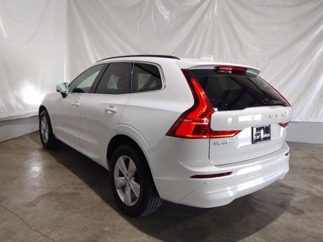 2022 Volvo XC60 Momentum