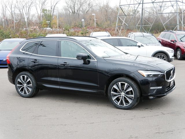 2022 Volvo XC60 Momentum