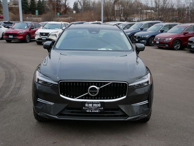 2022 Volvo XC60 Momentum