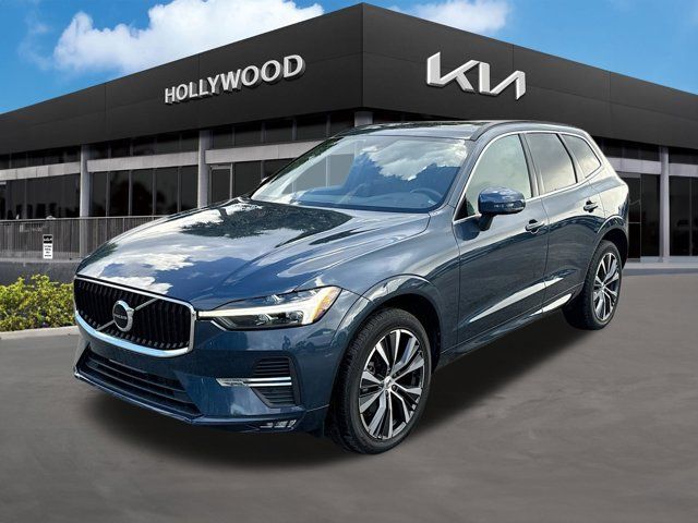 2022 Volvo XC60 Momentum