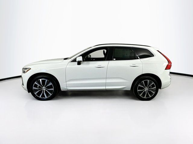 2022 Volvo XC60 Momentum