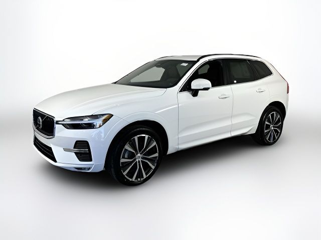 2022 Volvo XC60 Momentum