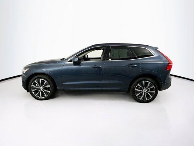 2022 Volvo XC60 Momentum