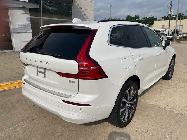 2022 Volvo XC60 Momentum