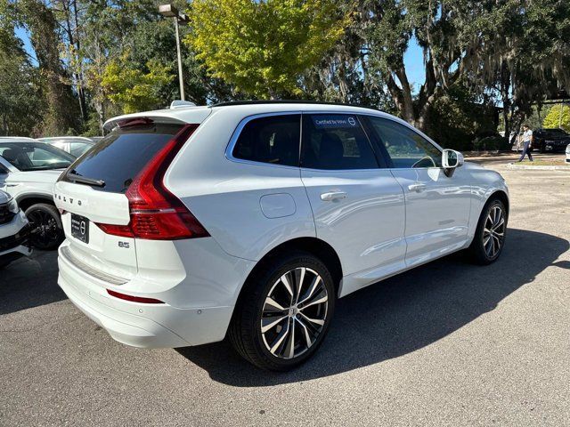 2022 Volvo XC60 Momentum