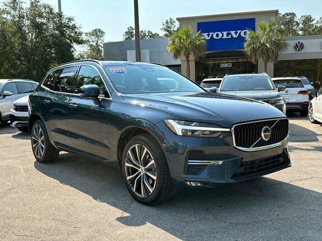 2022 Volvo XC60 Momentum