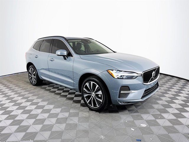 2022 Volvo XC60 Momentum