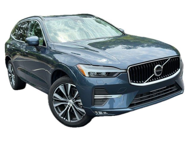 2022 Volvo XC60 Momentum