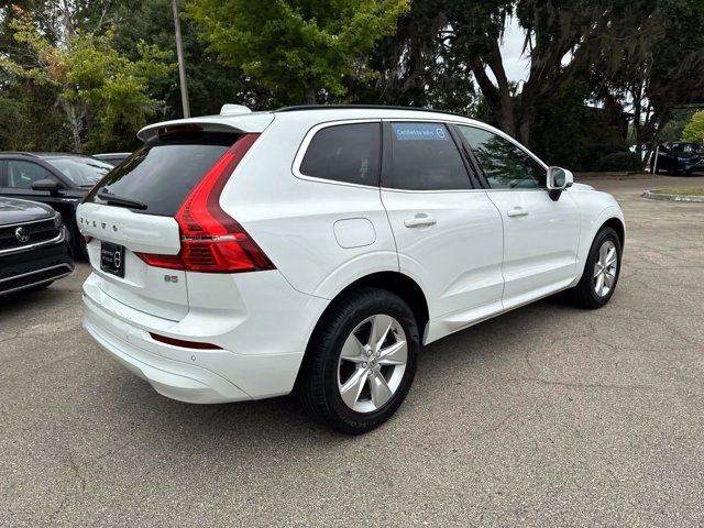 2022 Volvo XC60 Momentum