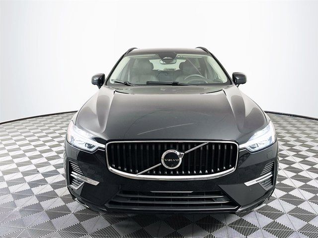 2022 Volvo XC60 Momentum