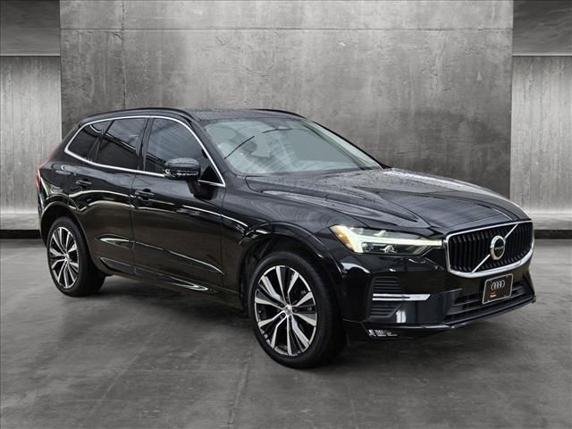 2022 Volvo XC60 Momentum