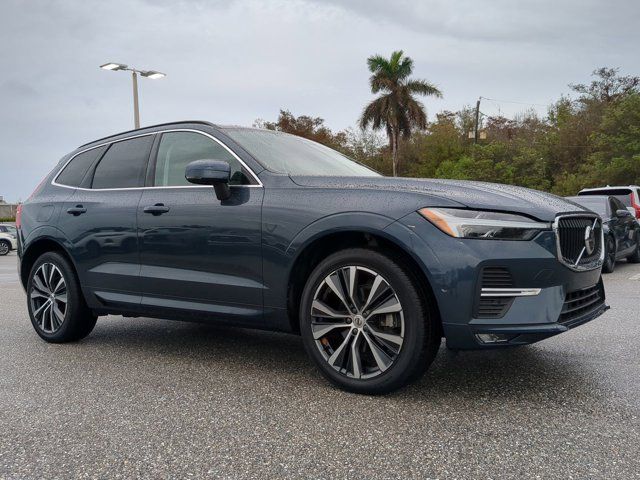 2022 Volvo XC60 Momentum