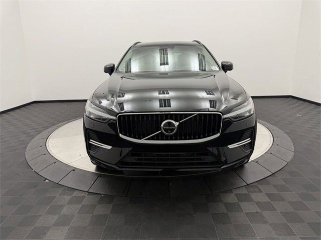 2022 Volvo XC60 Momentum