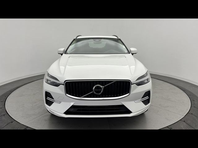 2022 Volvo XC60 Momentum