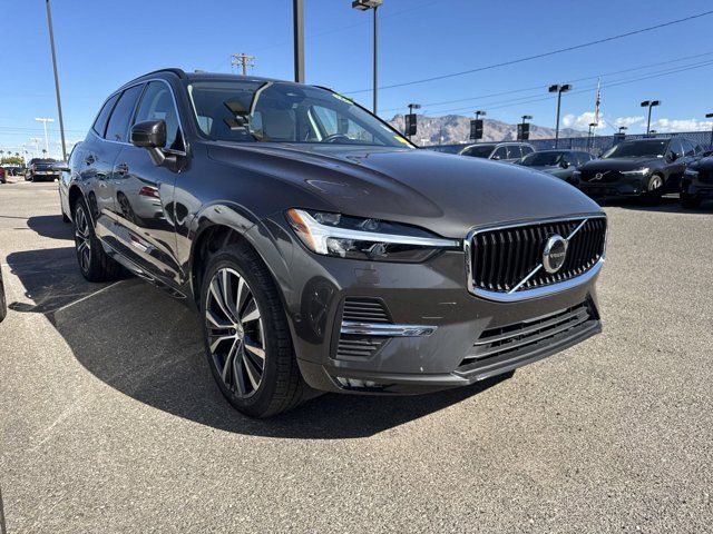 2022 Volvo XC60 Momentum