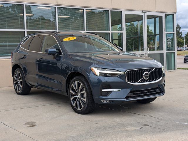 2022 Volvo XC60 Momentum