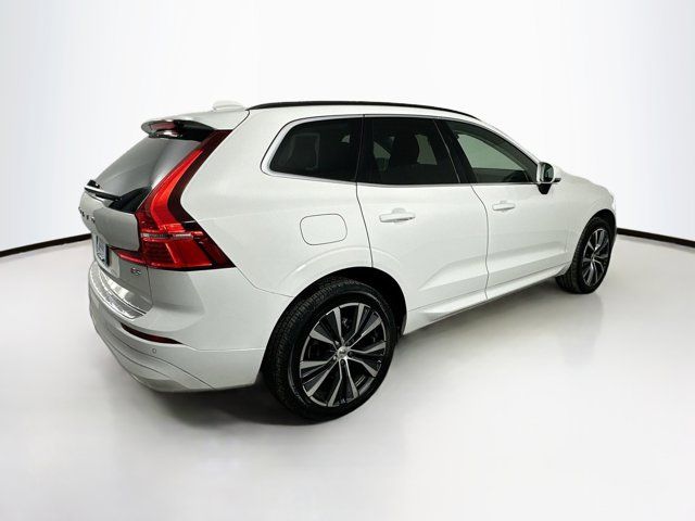 2022 Volvo XC60 Momentum