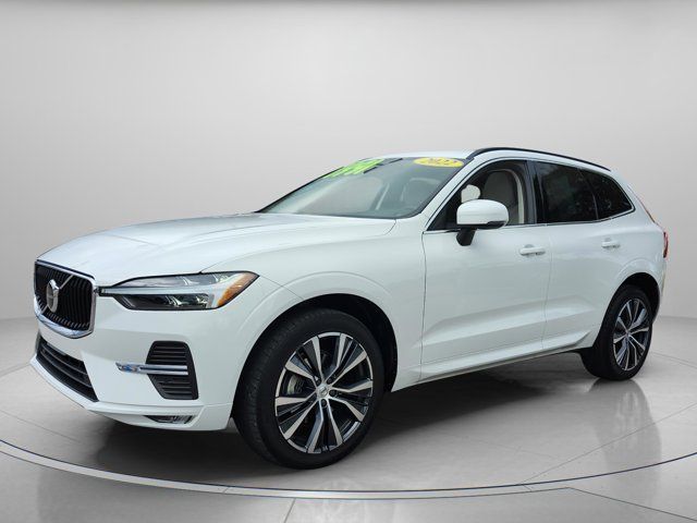 2022 Volvo XC60 Momentum