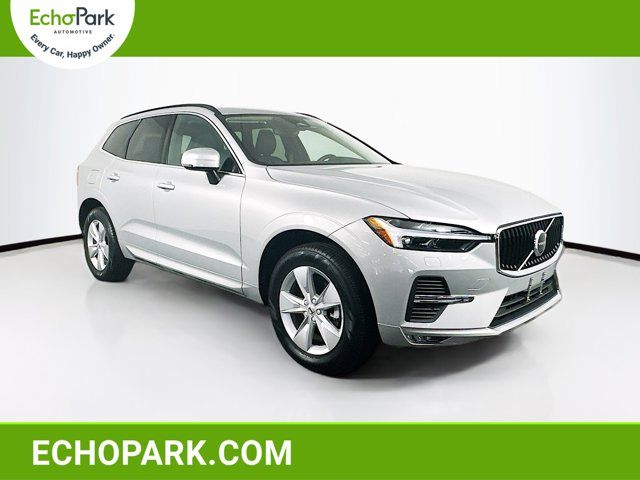 2022 Volvo XC60 Momentum