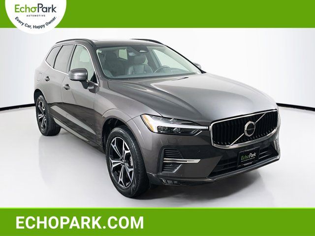 2022 Volvo XC60 Momentum