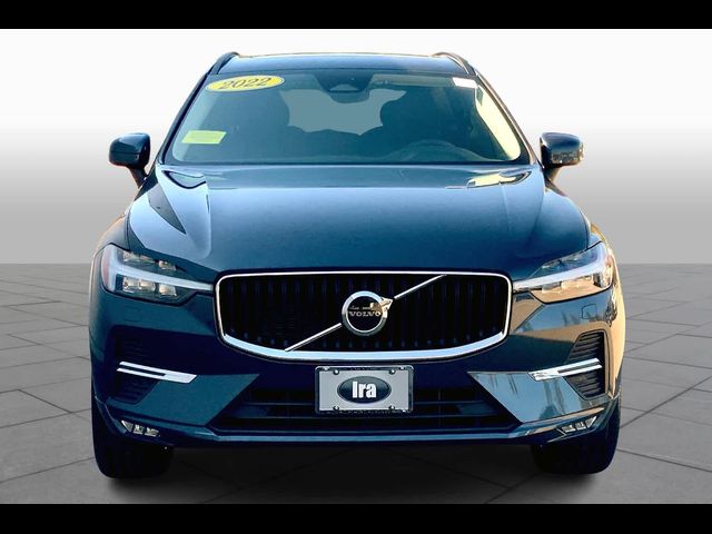 2022 Volvo XC60 Momentum