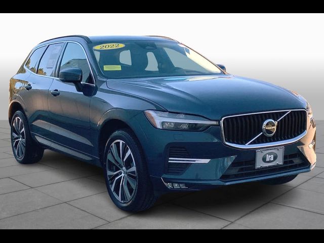 2022 Volvo XC60 Momentum