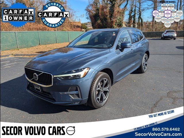 2022 Volvo XC60 Momentum