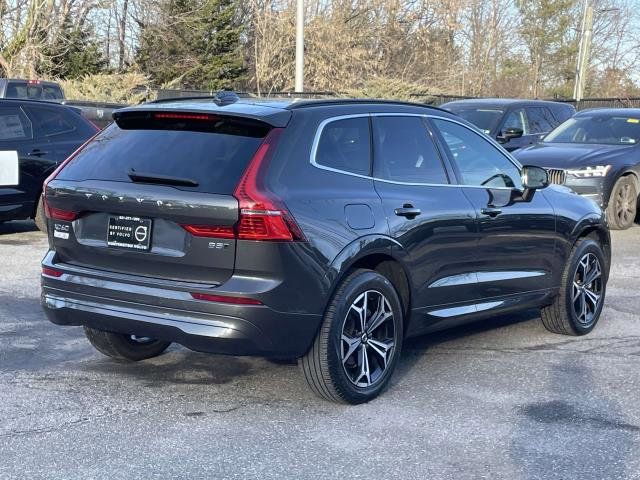 2022 Volvo XC60 Momentum