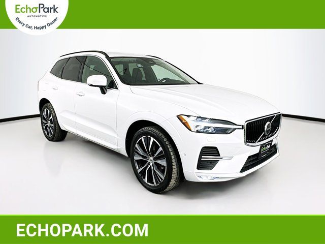 2022 Volvo XC60 Momentum