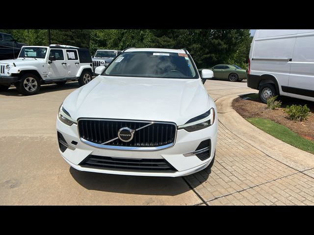 2022 Volvo XC60 Momentum