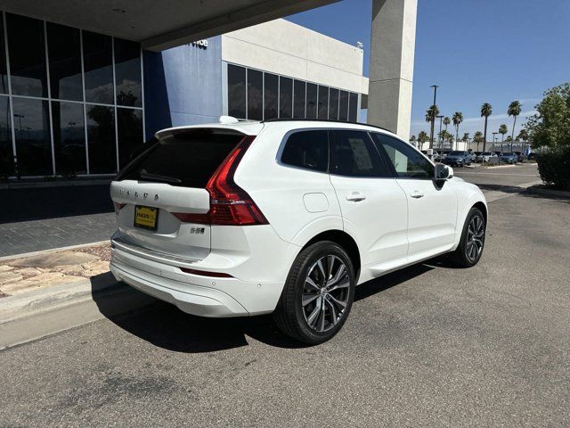 2022 Volvo XC60 Momentum