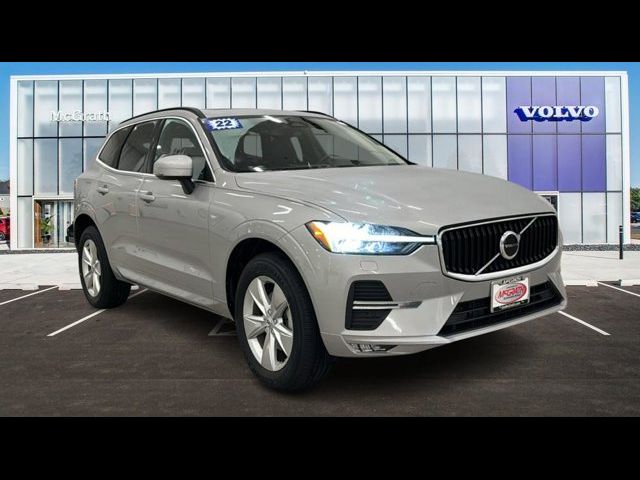 2022 Volvo XC60 Momentum