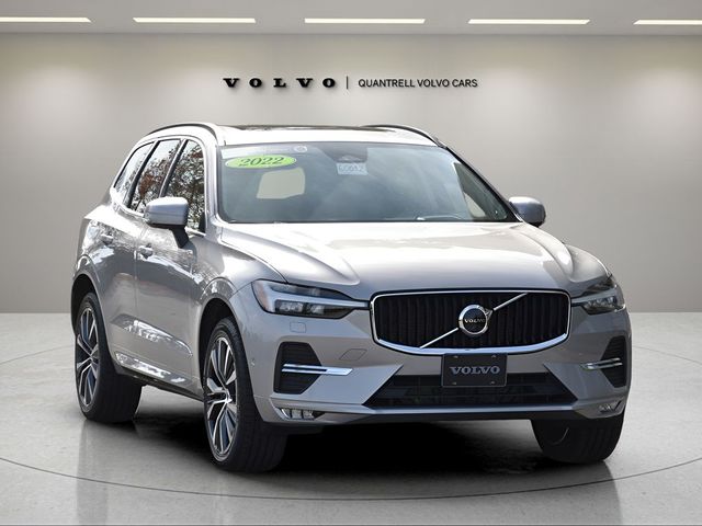 2022 Volvo XC60 Momentum