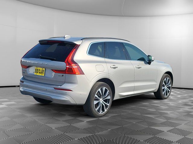 2022 Volvo XC60 Momentum