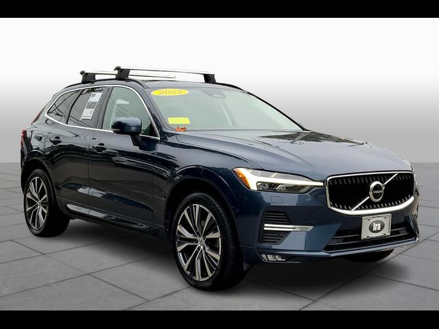 2022 Volvo XC60 Momentum