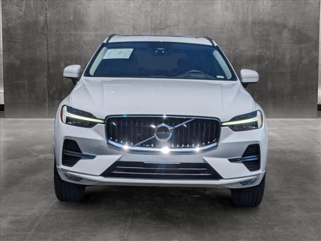 2022 Volvo XC60 Momentum