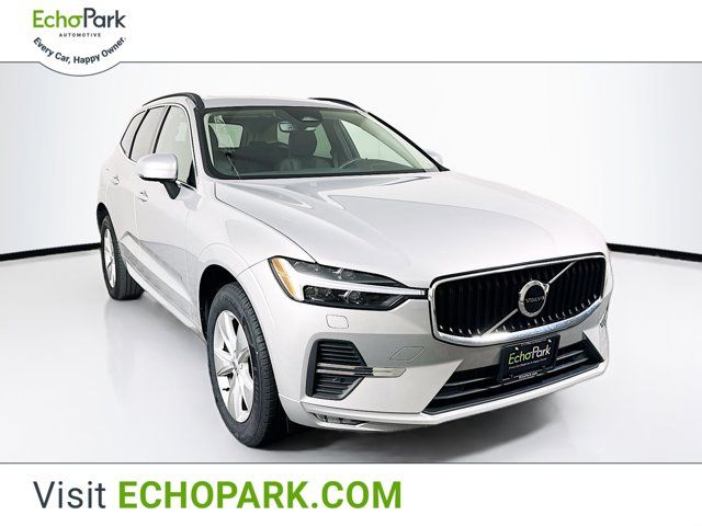 2022 Volvo XC60 Momentum