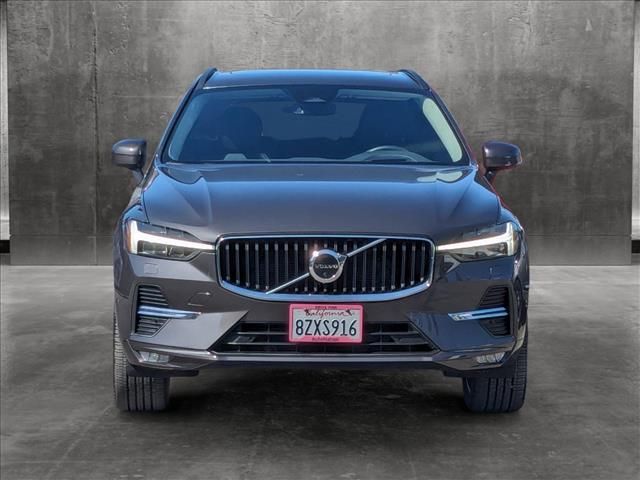 2022 Volvo XC60 Momentum