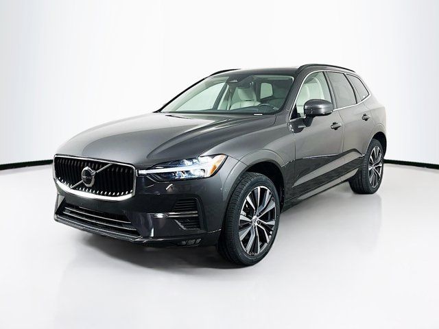 2022 Volvo XC60 Momentum