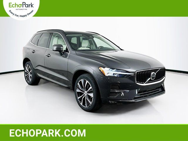 2022 Volvo XC60 Momentum