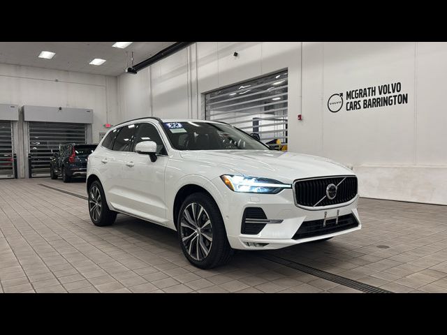 2022 Volvo XC60 Momentum