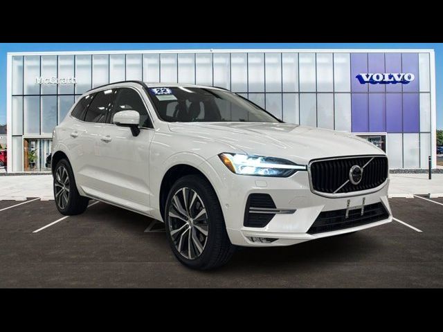 2022 Volvo XC60 Momentum